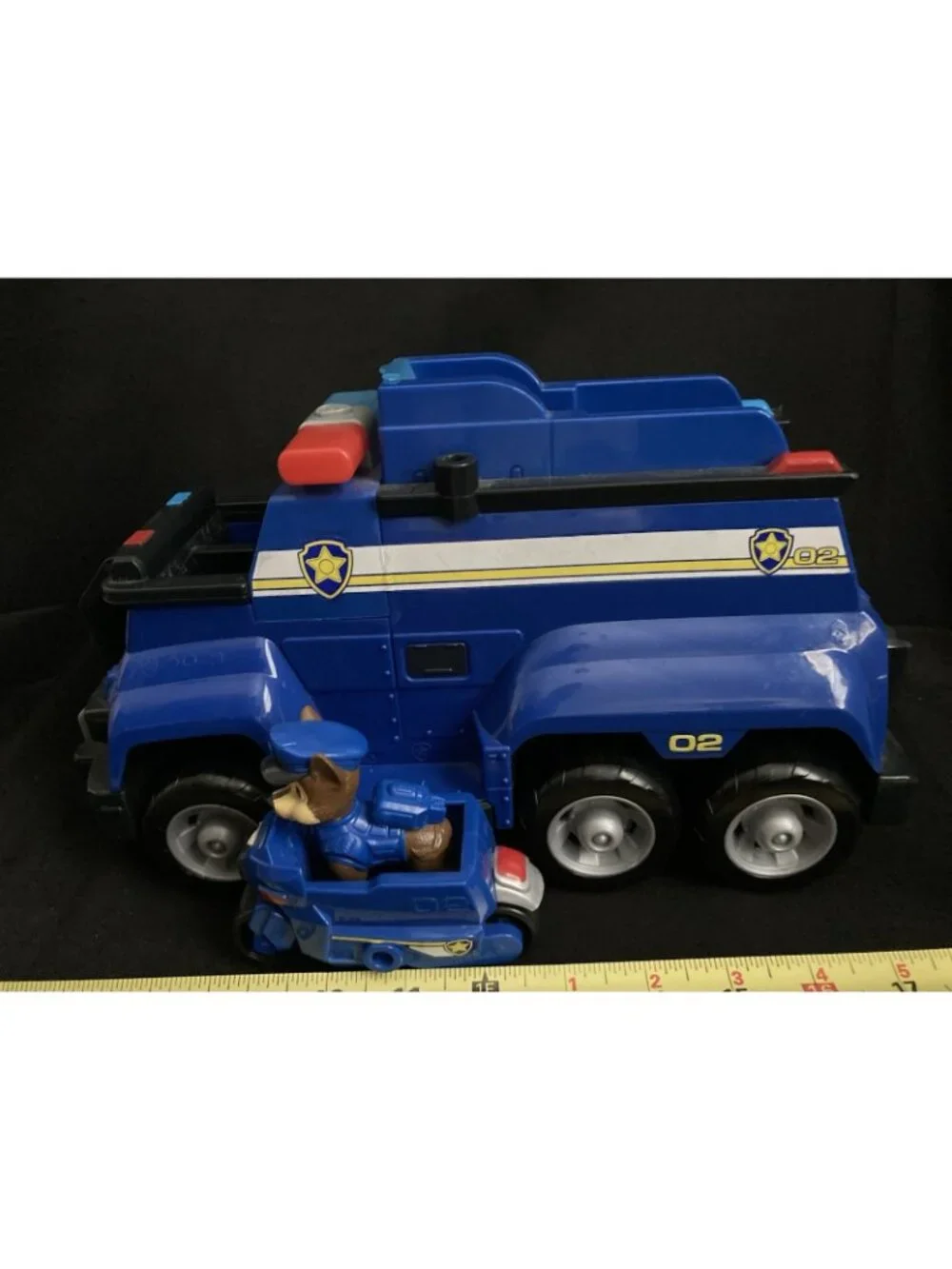 PAW Patrol Chase Ultimate Rescue Police Cruiser Vehicle Toy